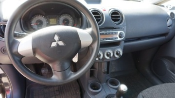 Mitsubishi Colt VI Hatchback 1.1 i 12V 75KM 2008 Mitsubishi Colt zarejestrowany, ubezpieczony, zdjęcie 9