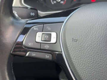 Volkswagen T-Roc I SUV 1.5 TSI ACT 150KM 2021 Volkswagen T-Roc 1.5TSI 150KM DSG FV23 Panorama Kamera cofania 1.5, zdjęcie 15