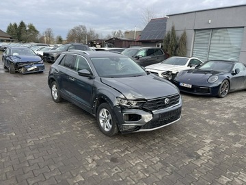 Volkswagen T-Roc I SUV 1.5 TSI ACT 150KM 2021 Volkswagen T-Roc Klimatronik Podgrzewanie, zdjęcie 5