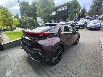 Toyota C-HR II SUV 2.0 Hybrid Dynamic Force 197KM 2024 Toyota C-HR 2.0 Hybrid GR Sport GR_SPORT 2.0 Hybri, zdjęcie 3