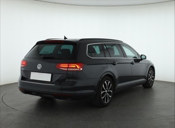 Volkswagen Passat B8 Variant 2.0 TDI 150KM 2015 VW Passat 2.0 TDI, Automat, Navi, Klima, zdjęcie 4