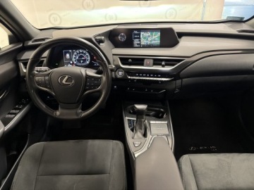 Lexus UX Crossover 200 171KM 2019 Lexus UX 200 Optimum 2WD Lexus UX 200 Elegance Opt, zdjęcie 2
