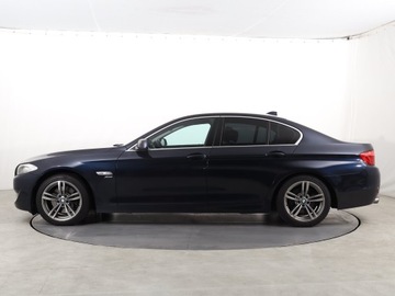 BMW Seria 5 F10-F11 Limuzyna 525d 218KM 2011 BMW 5 525d xDrive, 214 KM, 4X4, Automat, Skóra, zdjęcie 2
