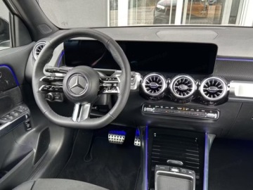Mercedes GLB SUV 1.3 200 163KM 2025 MERCEDES-BENZ GLB 200 AMG Line Suv 1.3 163KM 2025, zdjęcie 5
