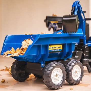 FALK NEW HOLLAND TRACTOR на ПЕДАЛЯХ ЛИЧА ПРИЦЕП