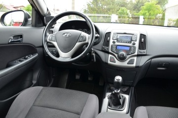 Hyundai i30 I CW Facelifting 1.6 CRDi 115KM 2011 ZAREJESTROWANY 1.6CRDI 116KM KLIMATRONIK PARKTRONIK GWARANCJA, zdjęcie 25
