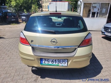 Opel Astra H Hatchback 5d 2.0 turbo ECOTEC 200KM 2004 Opel Astra 2.0Turbo Cosmo Bezwypadkowa 2.0 Benzyna 200KM, zdjęcie 3