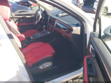 Porsche Macan 2021 Porsche Macan 2021 2.0 Benzyna 248KM, zdjęcie 9