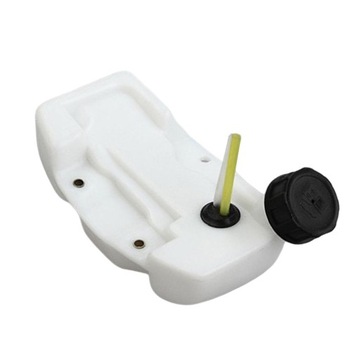 3 газонокосилки с топливным шлангом