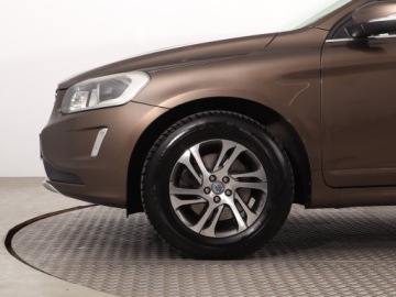 Volvo XC60 I SUV 2.0 D3 136KM 2013 Volvo XC60 D3, Skóra, Navi, Xenon, Klima, zdjęcie 14