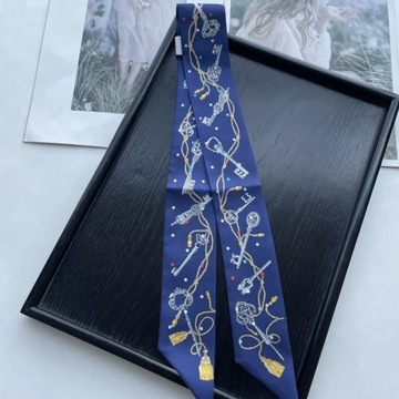 Luxury 100% Twill Silk Scarf Man Women Fashion Ribbon Giraffe Kerchief Logo