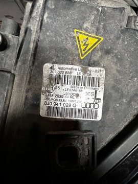 AUDI TT 8J 8J0 BI XENON Z LED SVĚTLO LEVÝ OE 941 029