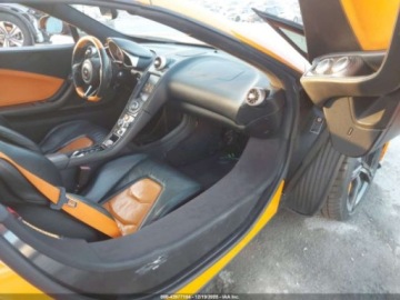  McLaren 650S 2016 3.8 Benzyna 641KM, zdjęcie 9