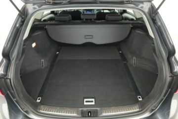 Toyota Avensis III Wagon Facelifting 2015 2.0 D-4D 143KM 2018 Toyota Avensis 2.0 D-4D, Salon Polska, Serwis ASO, zdjęcie 16