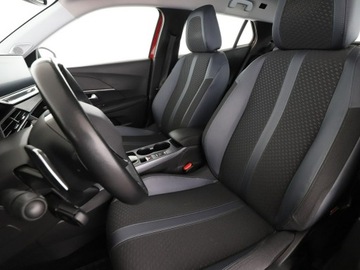 Peugeot 2008 II SUV 1.2 PureTech 130KM 2020 Peugeot 2008 automat virtual cocpit navi klima, zdjęcie 12