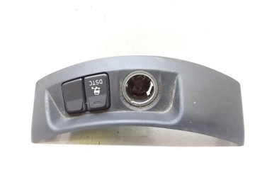 HNÍZDO 12V VOLVO V50 (MW) 8691530 2.0L DIESEL 100KW 2006