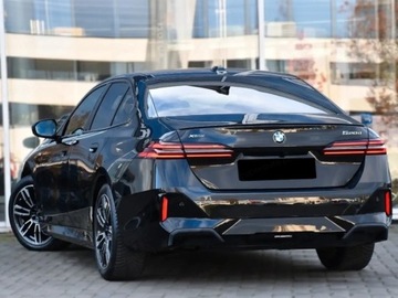 BMW Seria 5 G90-91 Touring 2.0 520d 197KM 2025 BMW Seria 5 520d xDrive Sport Sedan 2.0 (197KM) 2025, zdjęcie 1