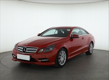 Mercedes Klasa E W212 Coupe 200 CGI BlueEFFICIENCY 184KM 2012 Mercedes E E 200, Salon Polska, Automat, Skóra, zdjęcie 1