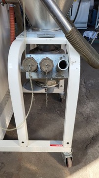 Suszarka suchego powietrza z zaciągiem tworzywa Moretto