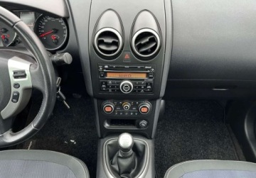Nissan Qashqai I Crossover 2.0 140KM 2010 Nissan Qashqai2 panorama 7- osobowy 2.0 Benzyna 141KM, zdjęcie 25