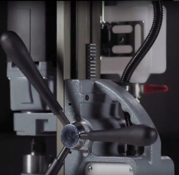 WIERTARKA STOŁOWA MAGNETYCZNA WIERTNICA 1000W