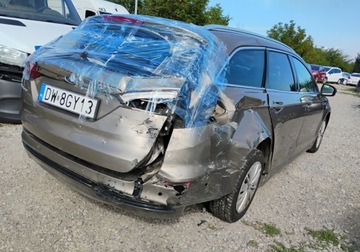 Ford Mondeo V Kombi 1.5 EcoBoost 165KM 2018 Ford Mondeo 122019r, Salonowy, 1.5 Benzyna.-AUT. Uszkodzone boki. Jezdzi., zdjęcie 2