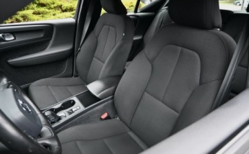 Volvo XC40 Crossover 2.0 D3 150KM 2019 Volvo XC 40 2,0 D 150 KM Geatronic FULL LED Klimatronic Kamera 2.0 Diesel, zdjęcie 19