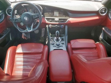 Alfa Romeo Giulia II Sedan Facelifting 2.0 Turbo 280KM 2021 Alfa Romeo Giulia TI 2021 2.0l 2.0 Benzyna 280KM, zdjęcie 8