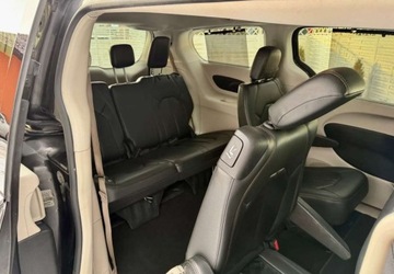 Chrysler Pacifica I 2016 Chrysler Pacifica Chrysler Pacifica 3.6 Benzyna 290KM, zdjęcie 20