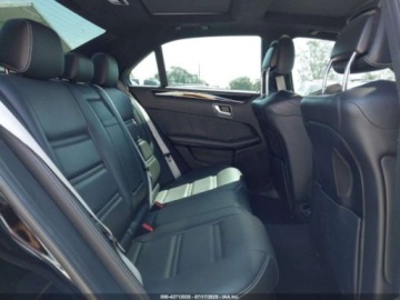 Mercedes Klasa E W212 2014 Mercedes-Benz Klasa E 63 AMG S 4Matic 2014 5.5l 5.5 Benzyna 577KM, zdjęcie 12