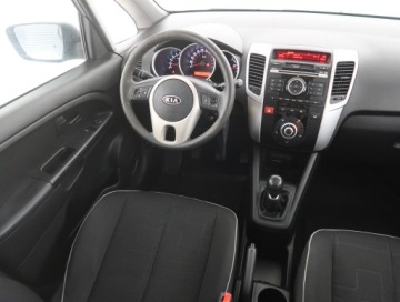 Kia Venga Mikrovan 1.4 CRDi WGT 90KM 2010 Kia Venga 1.4 CRDi, Salon Polska, Klima, zdjęcie 6