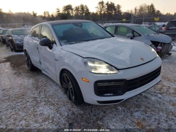 Porsche Cayenne III 2021 Porsche Cayenne E-Hybrid Turbo S 2021 4.0l 4.0 Hybryda 541KM, zdjęcie 4