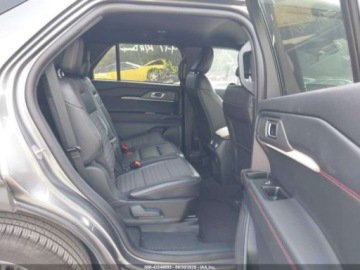 Ford Explorer VI 2025 Ford Explorer 2025r., 4x4, 2.3L 2.3 Benzyna 300KM, zdjęcie 9