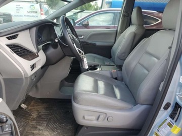 Toyota Sienna III 2017 Toyota Sienna 3.5L, XLE 3.5 Benzyna 296KM, zdjęcie 6