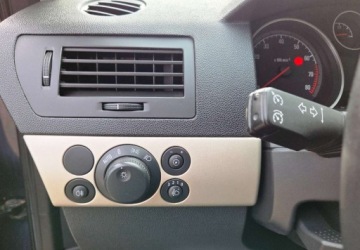 Opel Astra H Hatchback 5d 1.4 TWINPORT ecoFLEX 90KM 2008 Opel Astra Opel Astra GTC 1,4 Ben 90km 1.4 Benzyna 90KM, zdjęcie 10