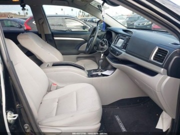 Toyota Highlander II 2019 Toyota Highlander LE, od ubezpieczalni 2.7 Benzyna 185KM, zdjęcie 12