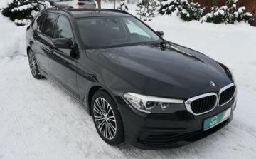 BMW Seria 5 G30-G31 Touring 520d 190KM 2020 BMW Seria 5 2,0D 190 KM X-DRIVE Full Led Nawigacja SPORT-LINE 2.0 Diesel, zdjęcie 9