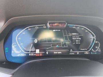 BMW X5 G05 2023 BMW X5 xDrive45E 2023 3.0l 3.0 Hybryda 389KM, zdjęcie 9