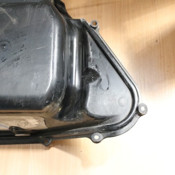 5619 Наполнитель картера правый, замок 12-17 Honda Goldwing GL 1800