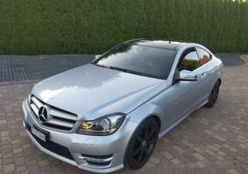 Mercedes Klasa C W204 Coupe 350 BlueEFFICIENCY 306KM 2013 Mercedes-Benz Klasa C AMG-Pakiet V6 3.5B 306Ps Panorama Bixenon Ledy Navi