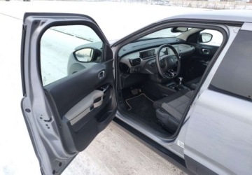 Citroen C4 Cactus Crossover Facelifting 1.2 PureTech 110KM 2019 Citroen C4 Cactus Citroen C4 Cactus 1.2 Benzyna 110KM, zdjęcie 11