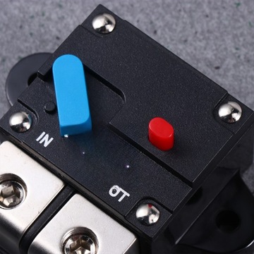 ВЫКЛЮЧАТЕЛЬ СО СБРОСОМ АВТОМОБИЛЬНОГО УСИЛИТЕЛЯ САМОВОССТАНОВЛЕНИЕМ