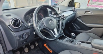 Mercedes Klasa B W246 Sports Tourer 200 CDI BlueEFFICIENCY 136KM 2012 Mercedes-Benz Klasa B B200 CDI 136KM Podgrzewane fotele 1.8 Diesel 136KM, zdjęcie 14