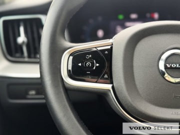 Volvo XC60 II Crossover Plug-In Facelifting 2.0 T6 350KM 2024 Volvo XC 60 T6 Plug-In | AWD | Plus Bright | FV23%, zdjęcie 6