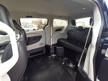 Chrysler Pacifica II 2017 Chrysler Pacifica dla niepełnosprawnych, winda, zdjęcie 7