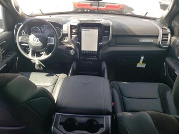  RAM 1500 2024, 5.7L, 4x4, LARAMIE, po gradobiciu 5.7 Benzyna 392KM, zdjęcie 6