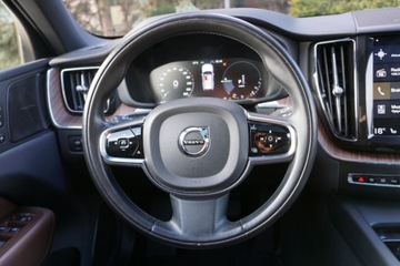 Volvo XC60 II 2020 Volvo XC 60 T8 AWD Plug-In Tempomat Kamera SalonPL Panorama FV23, zdjęcie 13