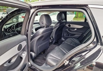 Mercedes Klasa C W205 2016 Mercedes-Benz Klasa C Mercedes-Benz Klasa C 350 e 7G-TRONIC 2.0 279KM, zdjęcie 7