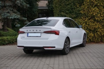 Skoda Octavia IV Liftback 1.5 TSI EVO 150KM 2024 Skoda Octavia Bezwypadek DSG ACC Kamera Virtual Podgrzewane fotele, zdjęcie 3