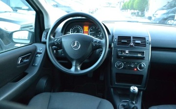 Mercedes Klasa A W169 Coupe 1.7 170 116KM 2004 Mercedes-Benz Klasa A BEZWYPADKOWE - po oplatach - klima 1.7 Benzyna 115KM, zdjęcie 5